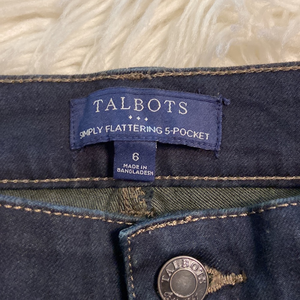 Talbots Simply Flattering 5-pocket jeans size 6 BNWOT inseam 30” - Picture 9 of 12